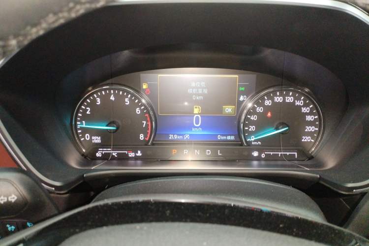Used Ford Escape 2024 EcoBoost 245 Two-Wheel-Drive Titanium Edition Instrument Cluster
