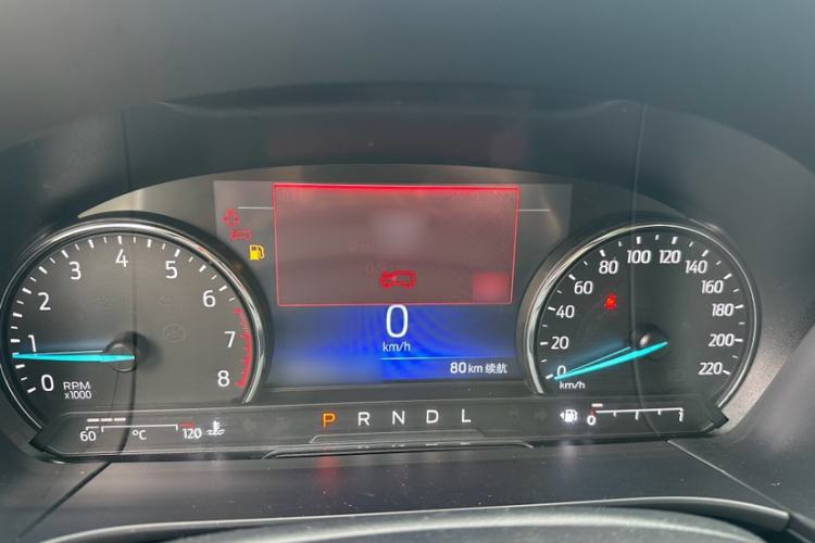 Used Ford Escape 2024 EcoBoost 245 Two-Wheel-Drive Titanium Edition Interior 6