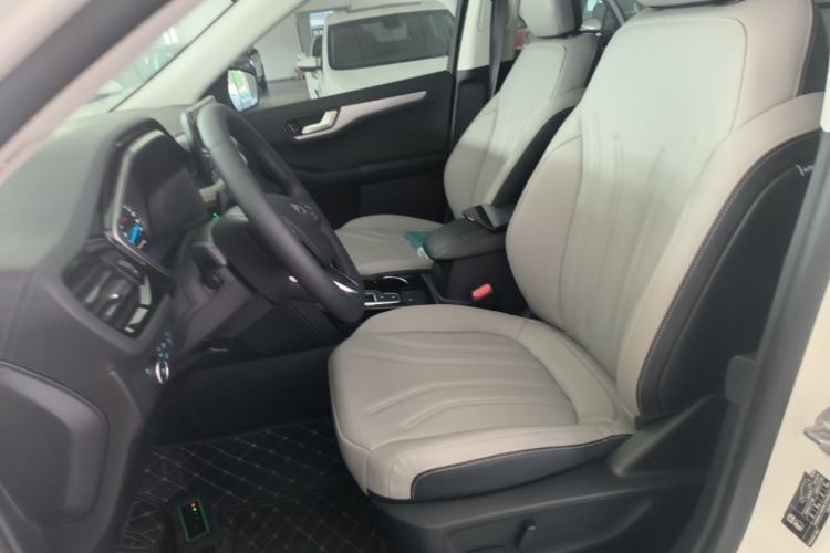 Used Ford Escape 2024 EcoBoost 245 Two-Wheel-Drive Comfort Edition Left Front Seat