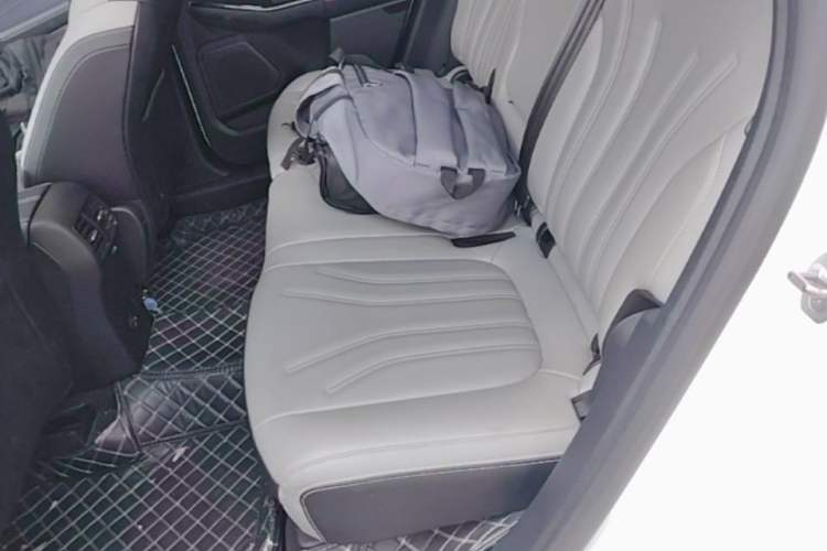Used Ford Escape 2024 EcoBoost 245 Two-Wheel-Drive Comfort Edition Left Rear Seat