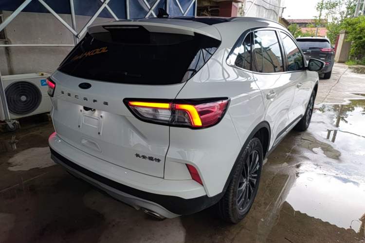 Used Ford Escape 2024 EcoBoost 245 Two-Wheel-Drive Titanium Edition Rear Right 45 Deg