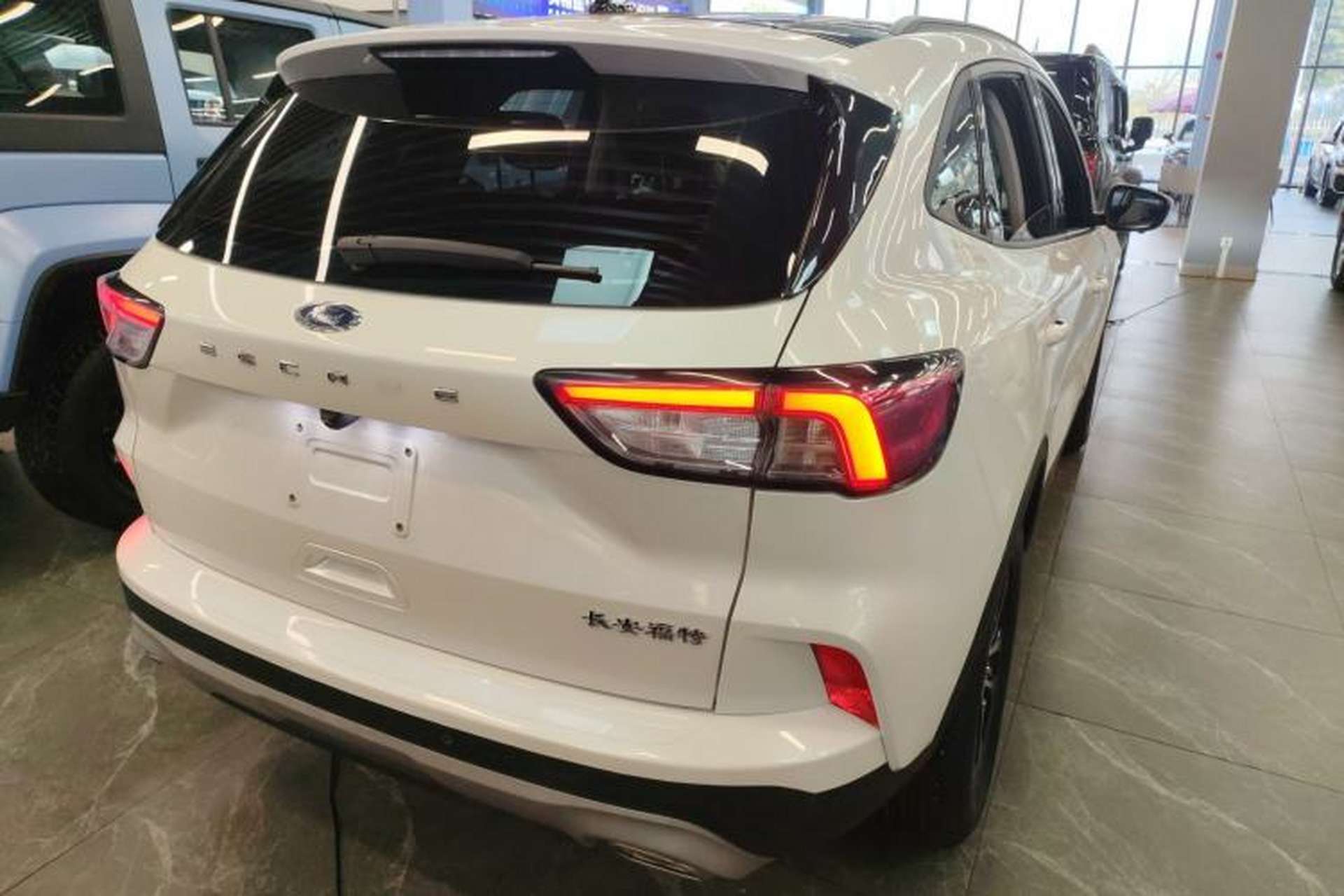 Used Ford Escape 2024 EcoBoost 245 Two-Wheel-Drive Comfort Edition Rear Right 45 Deg
