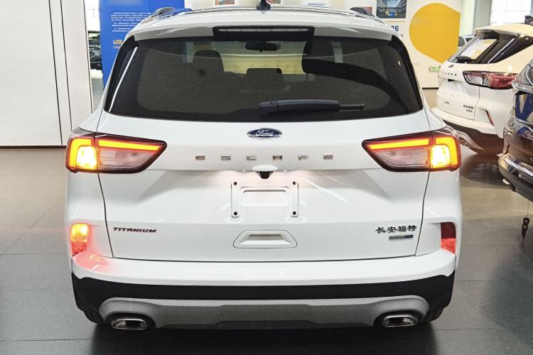 Used Ford Escape 2024 EcoBoost 245 Two-Wheel-Drive Comfort Edition Rear