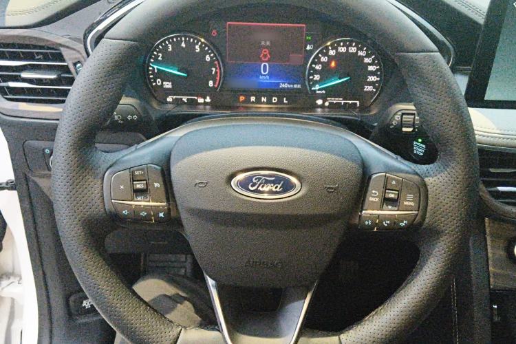 Used Ford Escape 2024 EcoBoost 245 Two-Wheel-Drive Comfort Edition Steering Wheel