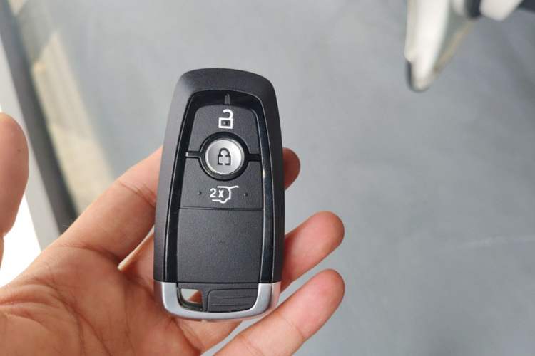 Used Ford Escape 2024 EcoBoost 245 Two-Wheel-Drive Titanium Edition Vehicle Key