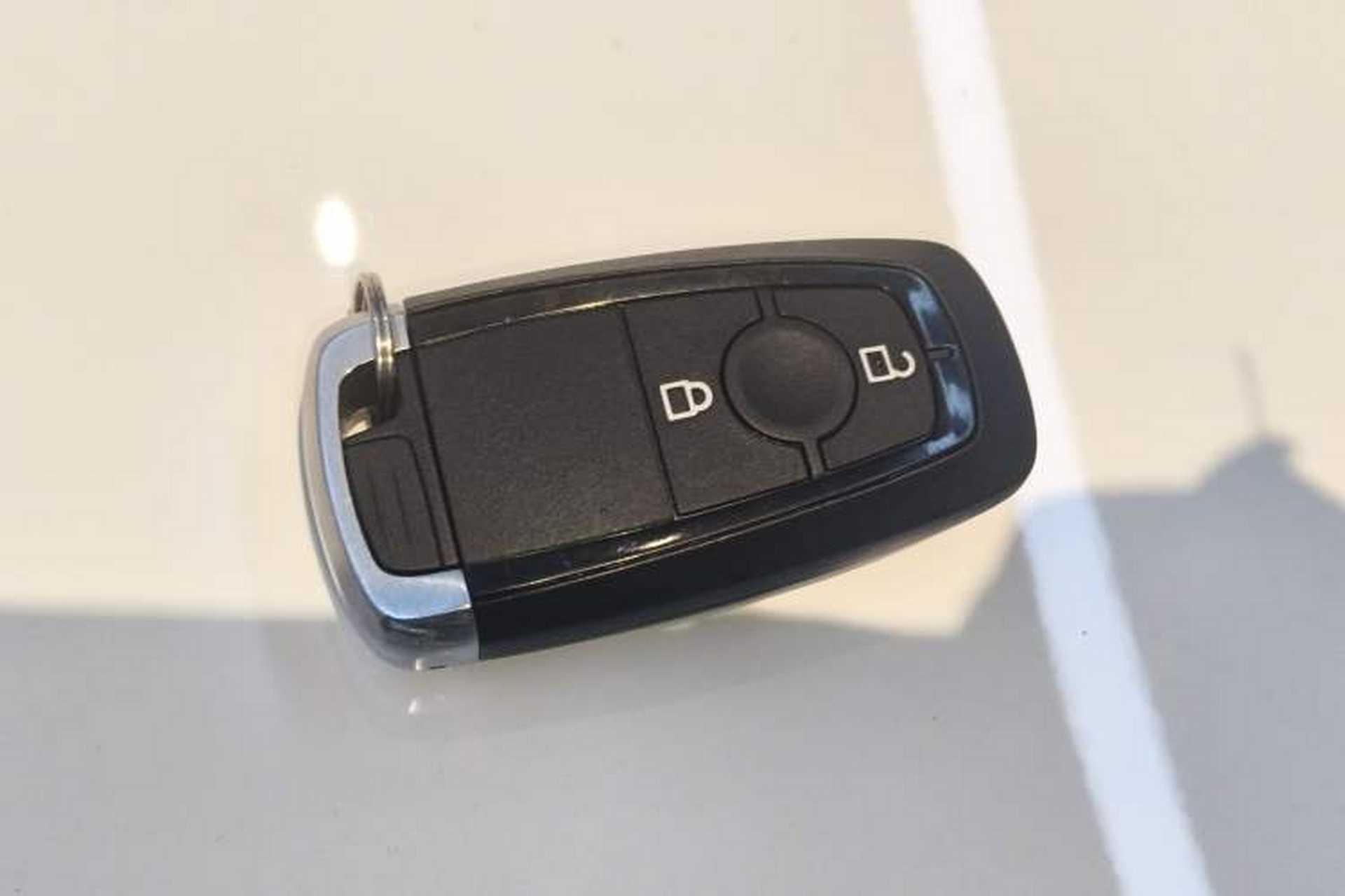 Used Ford Escape 2024 EcoBoost 245 Two-Wheel-Drive Comfort Edition Vehicle Key