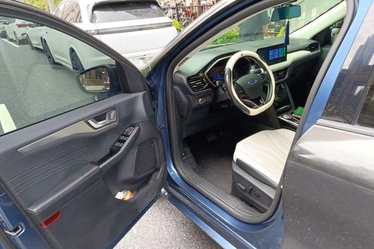 Used Ford Escape New Energy 2021 PHEV model Driver Seat