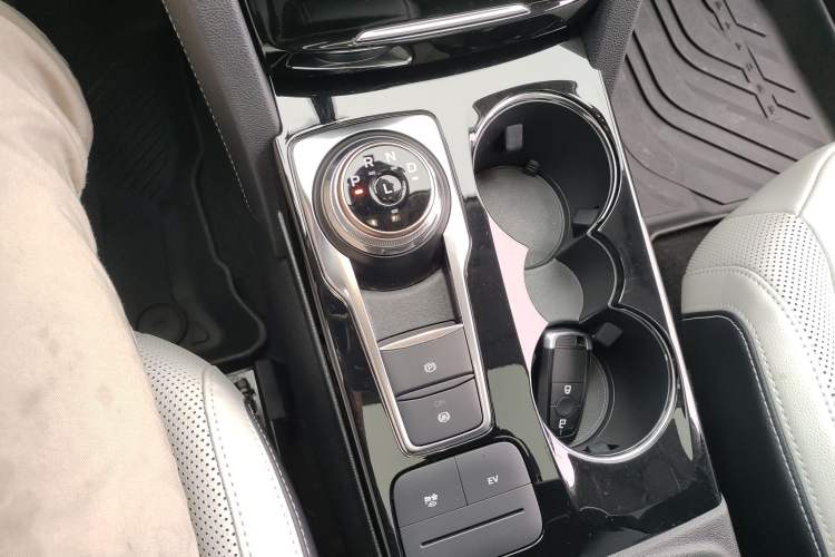 Used Ford Escape New Energy 2021 PHEV model Gear Lever