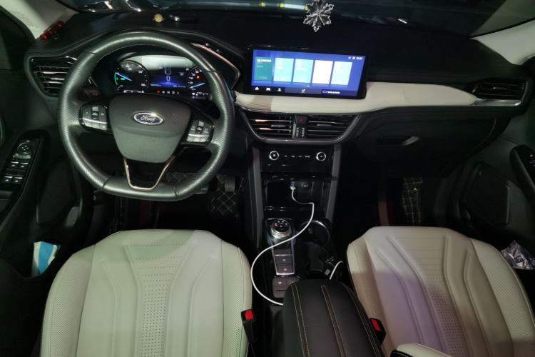 Used Ford Escape New Energy 2021 PHEV model Center Console