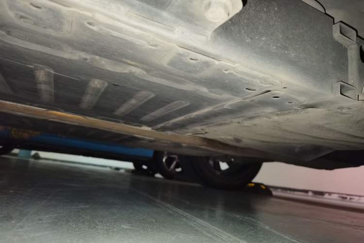 Used Ford Escape New Energy 2021 PHEV model Chassis Rear Left