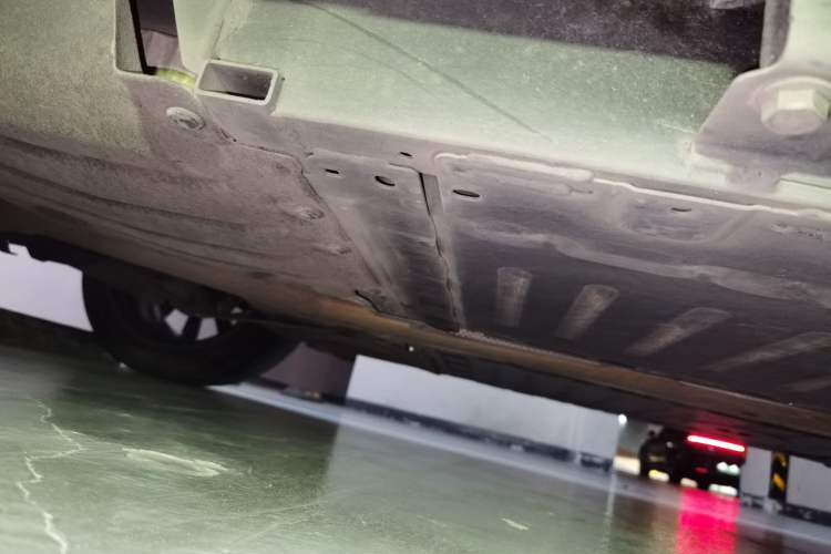 Used Ford Escape New Energy 2021 PHEV model Chassis Rear Right