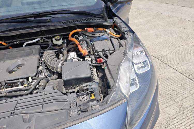 Used Ford Escape New Energy 2021 PHEV model Engine Bay Left