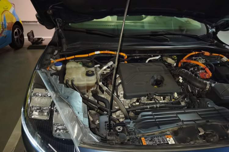 Used Ford Escape New Energy 2021 PHEV model Engine Bay Right