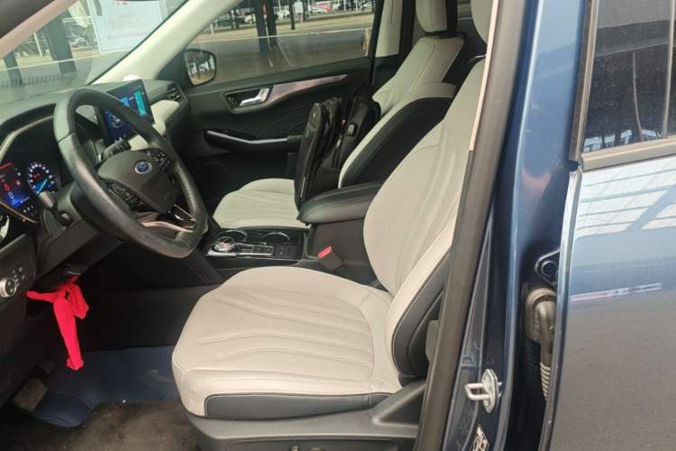 Used Ford Escape New Energy 2021 PHEV model Left Front Seat