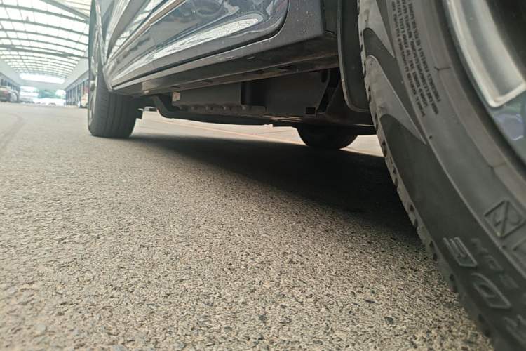 Used Ford Escape New Energy 2021 PHEV model Left Side Sill