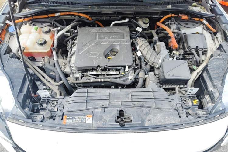 Used Ford Escape New Energy 2021 PHEV model Engine Bay