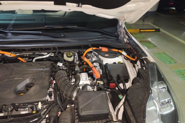 Used Ford Escape New Energy 2021 PHEV model Engine Bay Left