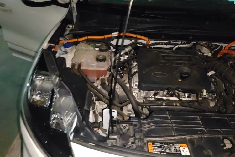 Used Ford Escape New Energy 2021 PHEV model Engine Bay Right