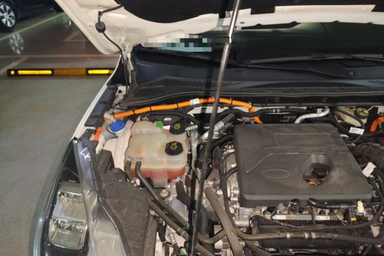 Used Ford Escape New Energy 2021 PHEV model Engine Bay Right