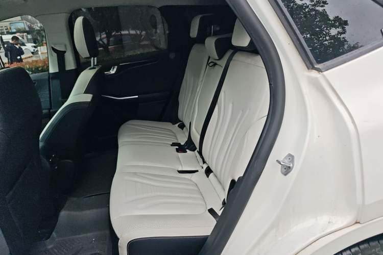 Used Ford Escape New Energy 2021 PHEV model Left Rear Seat