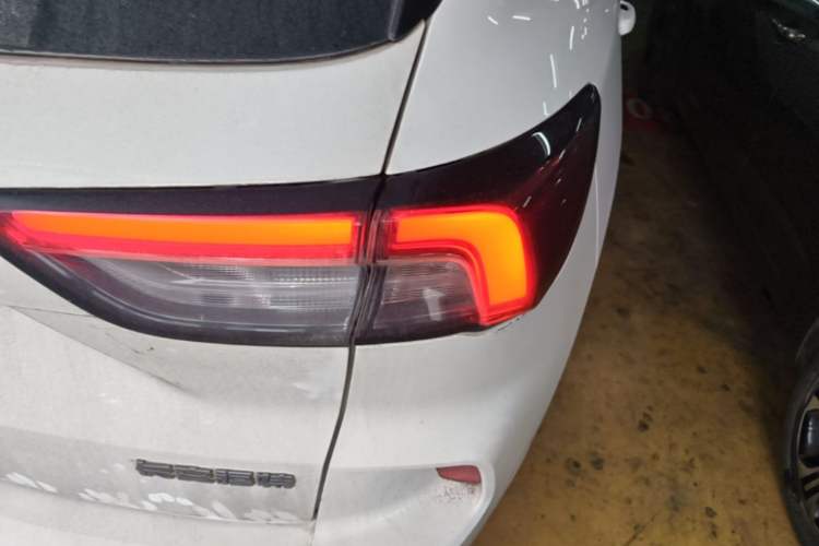 Used Ford Escape New Energy 2021 PHEV model Right Rear Taillight