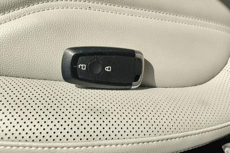 Used Ford Escape New Energy 2021 PHEV model Vehicle Key