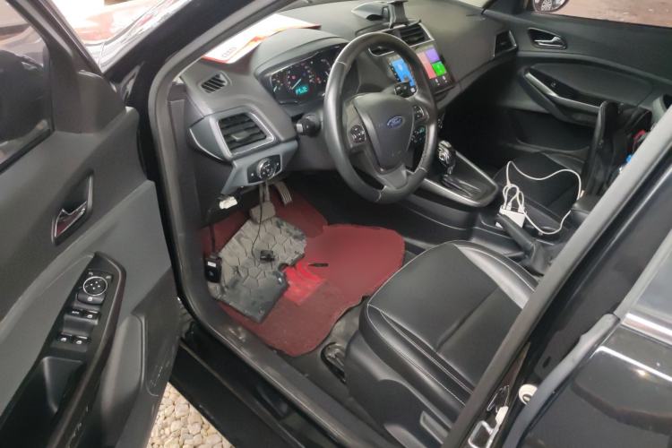 Used Ford Escort 2015 1.5L Automatic Fashion Model Driver Seat