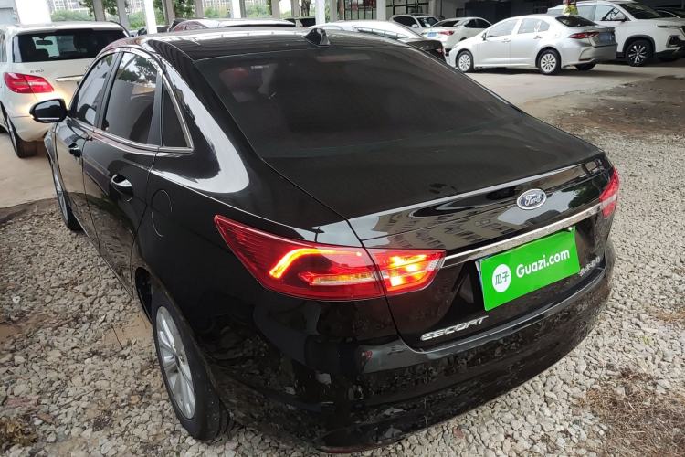 Used Ford Escort 2015 1.5L Automatic Fashion Model Left Side