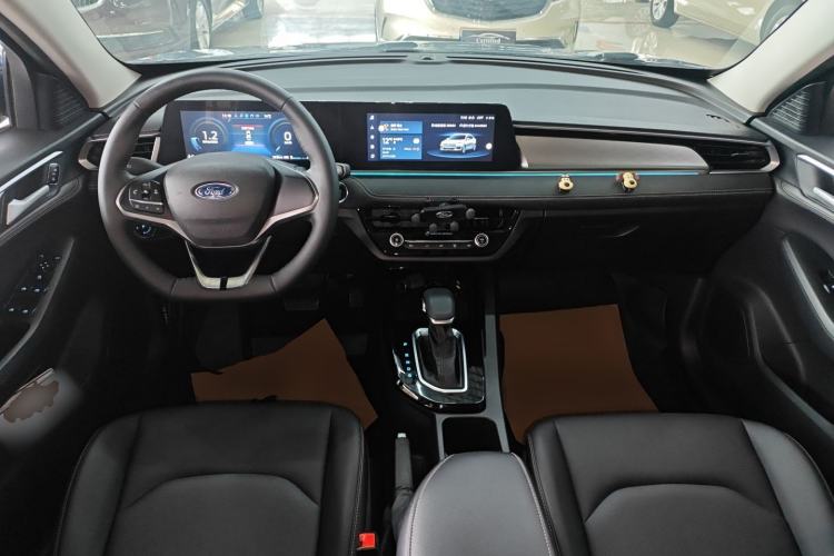 Used Ford Escort 2021 1.5L Automatic Diamond Edition Center Console