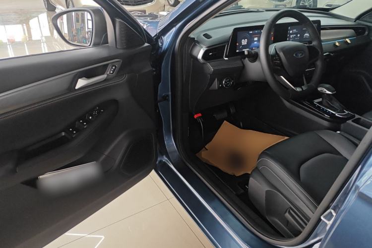 Used Ford Escort 2021 1.5L Automatic Diamond Edition Driver Seat