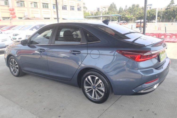 Used Ford Escort 2021 1.5L Automatic Diamond Edition Exterior 3