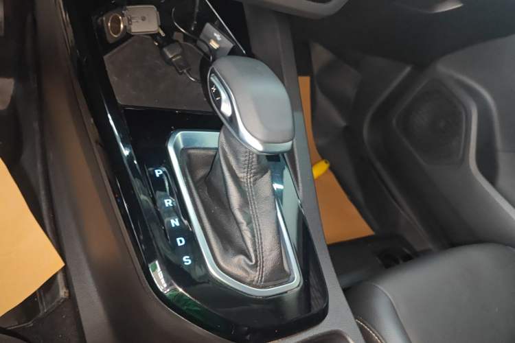 Used Ford Escort 2021 1.5L Automatic Diamond Edition Gear Lever