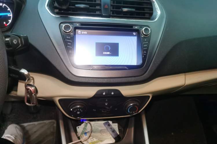 Used Ford Escort 2015 1.5L Manual Comfort Model Audio And AC Panel