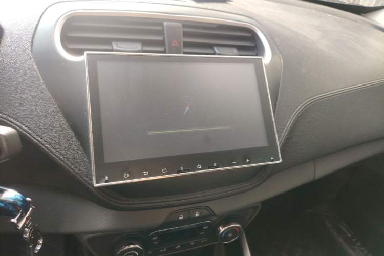 Used Ford Escort 2015 1.5L Manual Fashion Edition Audio And AC Panel
