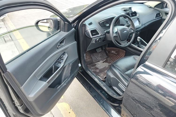 Used Ford Escort 2015 1.5L Automatic Fashion Model Driver Seat