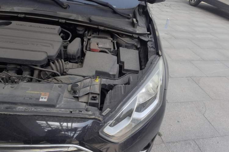 Used Ford Escort 2015 1.5L Automatic Fashion Model Engine Bay Left