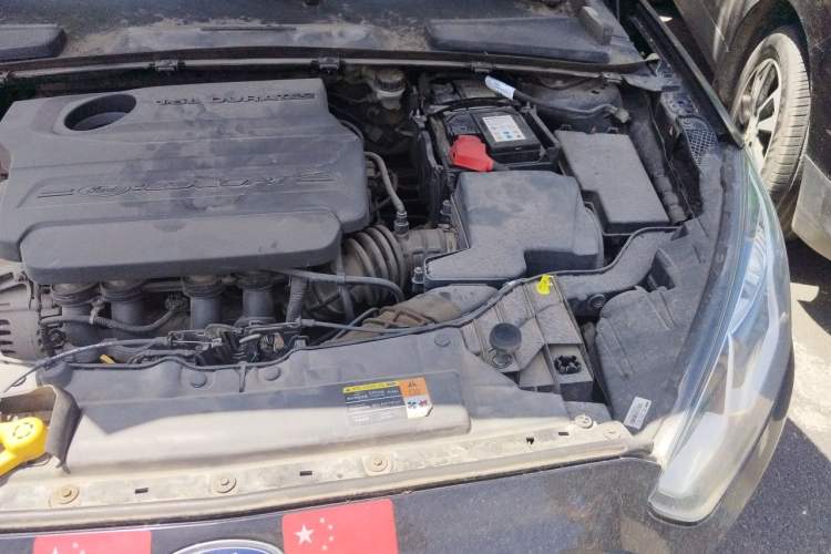 Used Ford Escort 2015 1.5L Manual Comfort Model Engine Bay Left