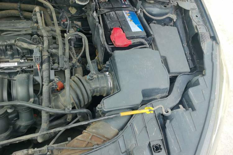 Used Ford Escort 2015 1.5L Manual Fashion Edition Engine Bay Left