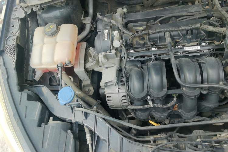 Used Ford Escort 2015 1.5L Manual Fashion Edition Engine Bay Right