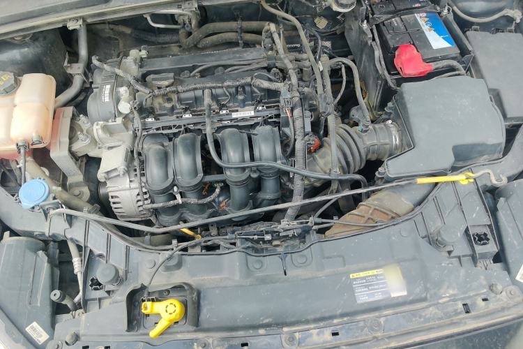 Used Ford Escort 2015 1.5L Manual Fashion Edition Engine Bay