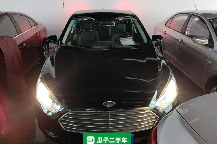 Used Ford Escort 2015 1.5L Manual Comfort Model Front