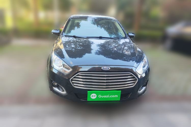 Used Ford Escort 2015 1.5L Automatic Fashion Model Front