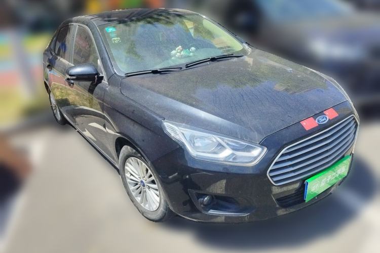 Used Ford Escort 2015 1.5L Manual Comfort Model Front Right 45 Deg