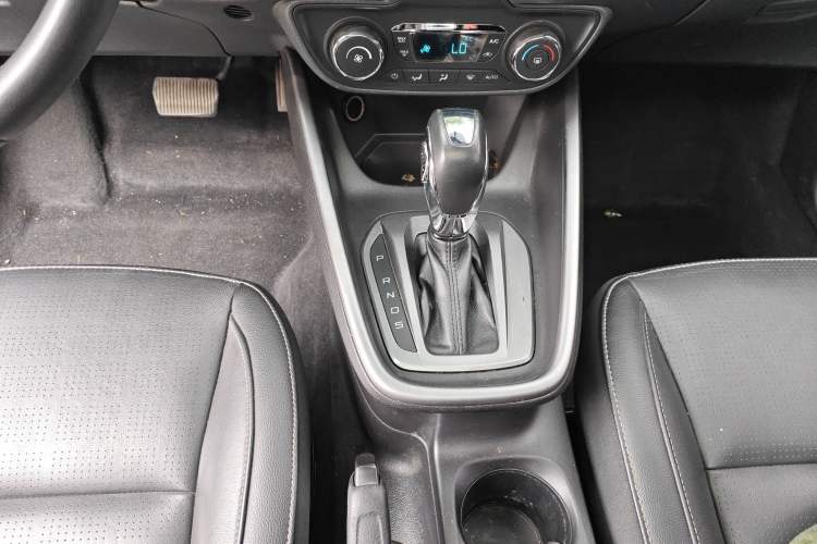 Used Ford Escort 2015 1.5L Automatic Fashion Model Gear Lever