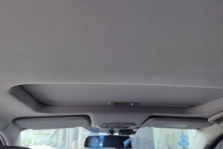 Used Ford Escort 2015 1.5L Automatic Fashion Model Headliner