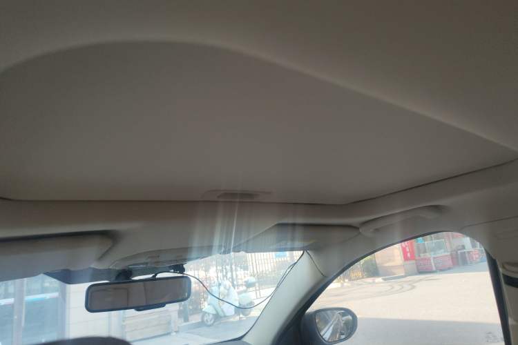 Used Ford Escort 2015 1.5L Automatic Fashion Model Headliner