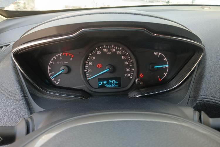 Used Ford Escort 2015 1.5L Automatic Fashion Model Instrument Cluster