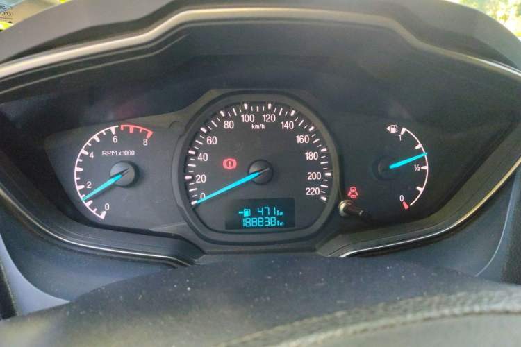 Used Ford Escort 2015 1.5L Manual Comfort Model Instrument Cluster
