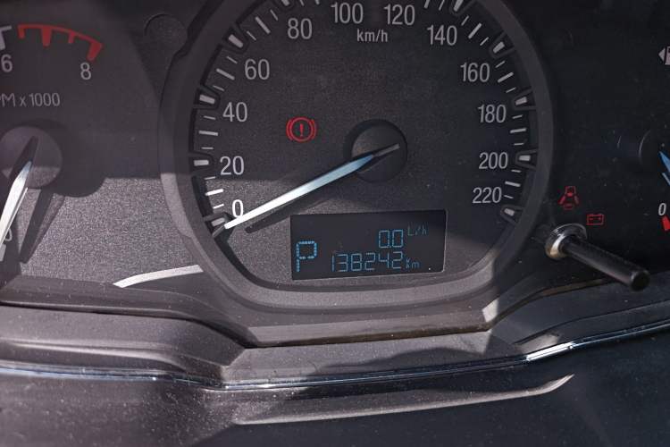 Used Ford Escort 2015 1.5L Automatic Fashion Model Instrument Cluster
