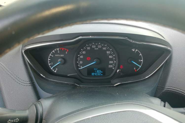Used Ford Escort 2015 1.5L Manual Fashion Edition Instrument Cluster